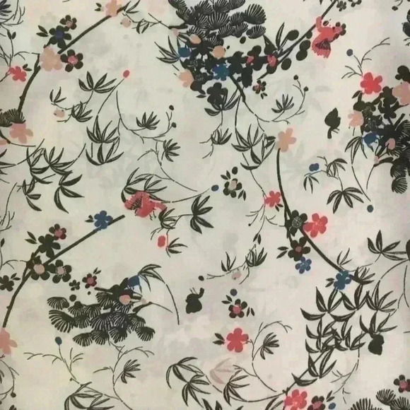 Women's sleeveless Blouse - Picture 2 of 2